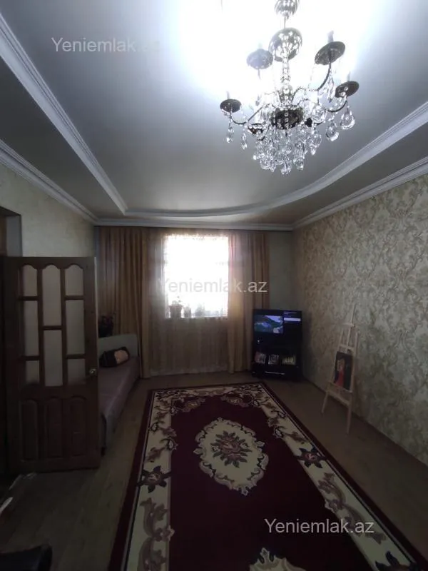 Satılır 3 otaqlı həyət evi 100 m²