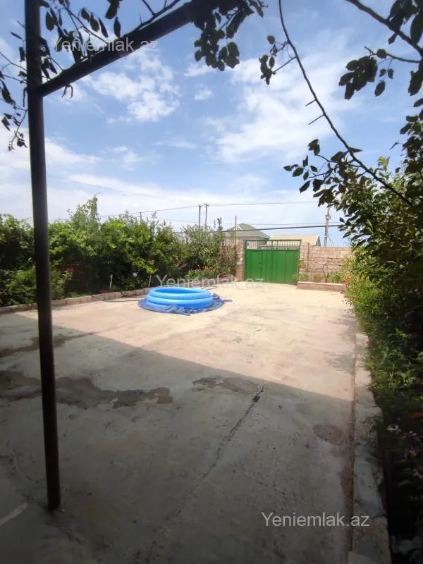 Satılır 3 otaqlı həyət evi 100 m²