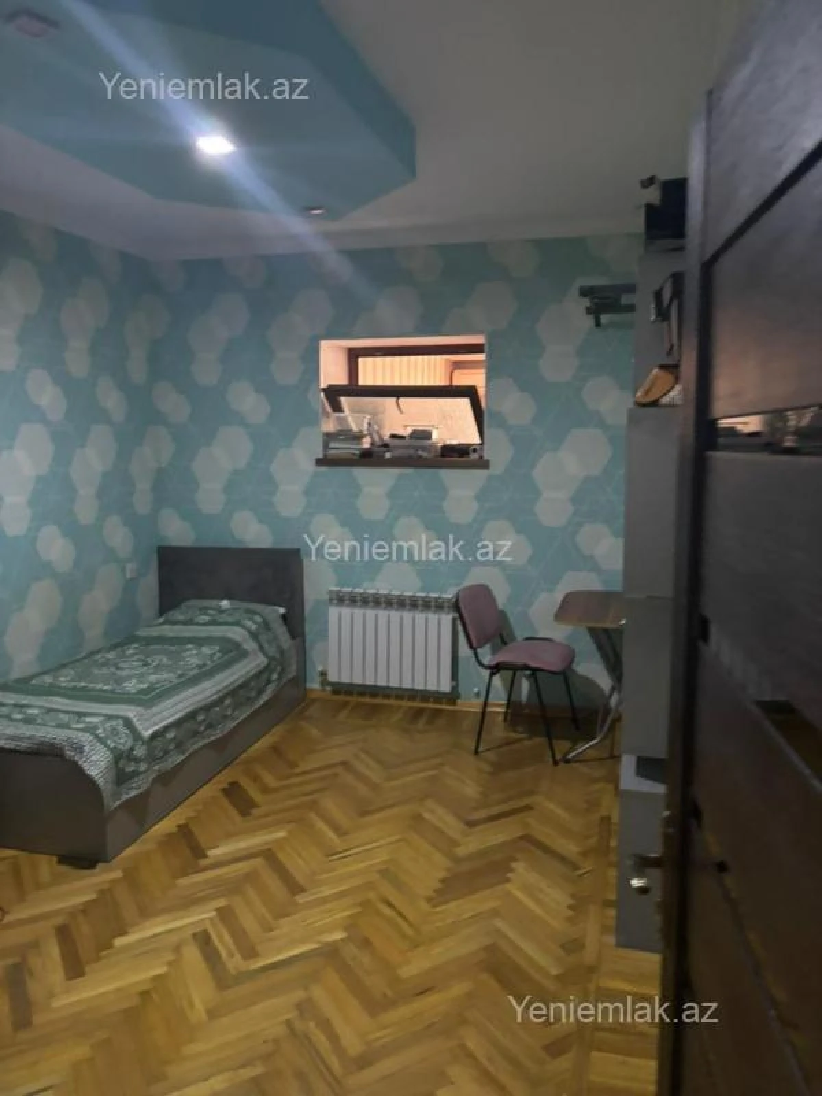 Satılır 3 otaqlı köhnə tikili 70 m²