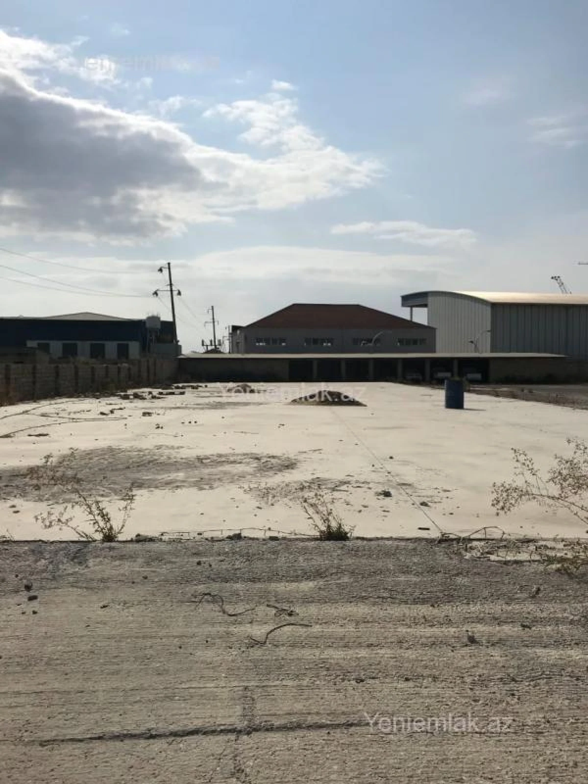 Satılır 1 otaqlı obyekt 100 m²