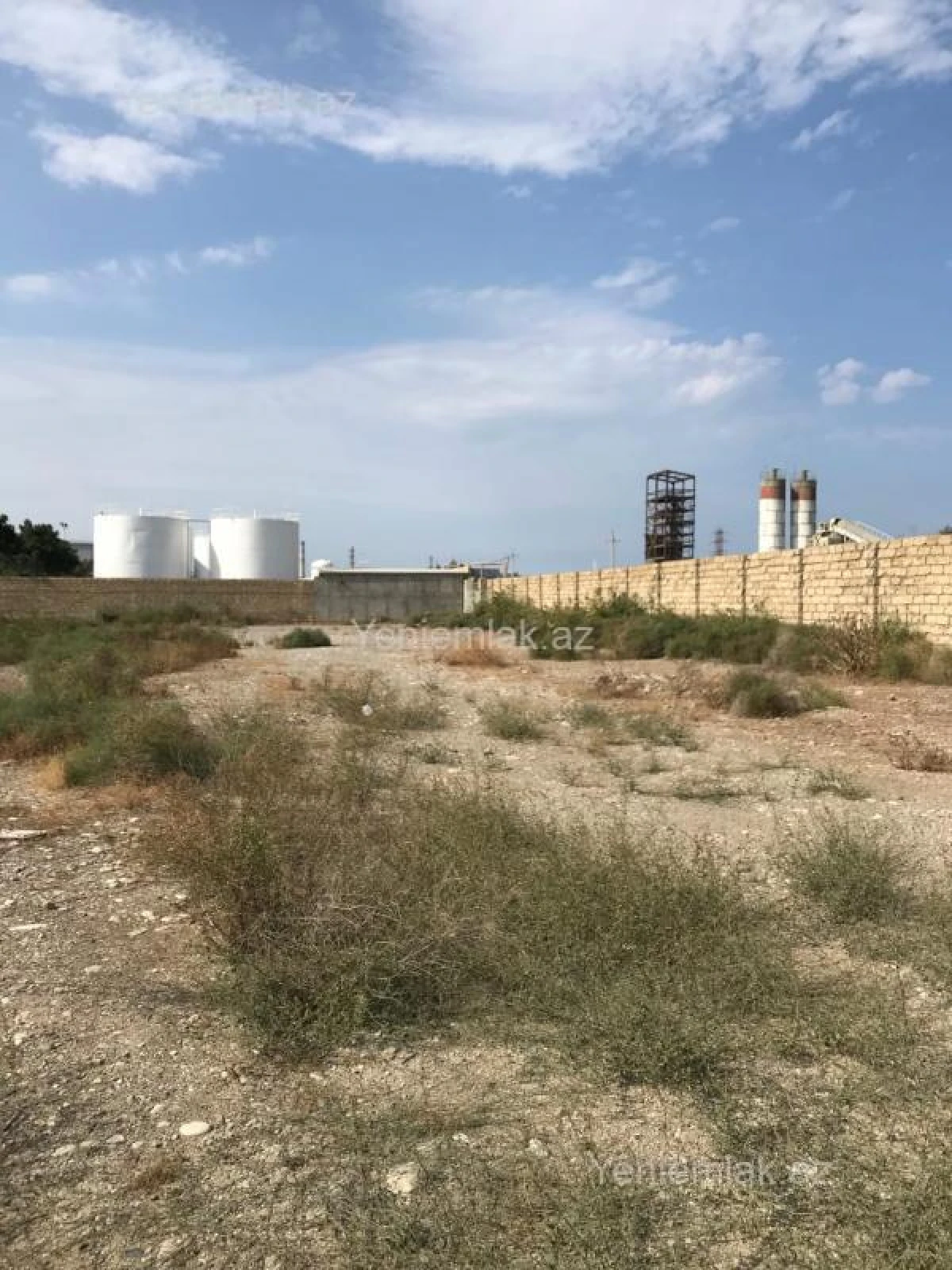 Satılır 1 otaqlı obyekt 100 m²