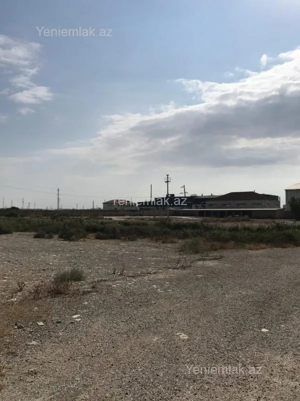 Satılır 1 otaqlı obyekt 100 m²