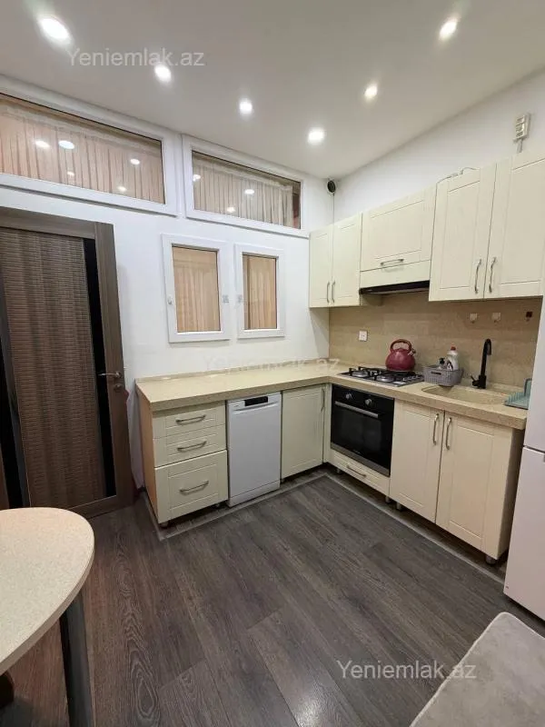 Satılır 2 otaqlı yeni tikili 51 m²