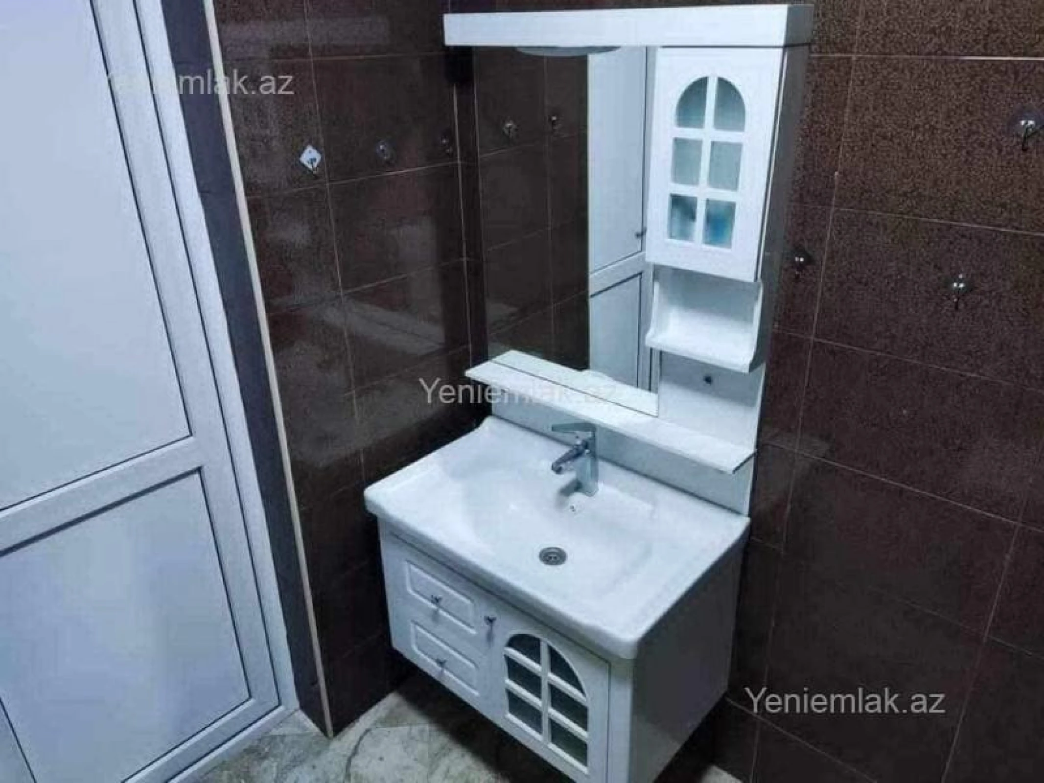 Satılır 4 otaqlı həyət evi 100 m²