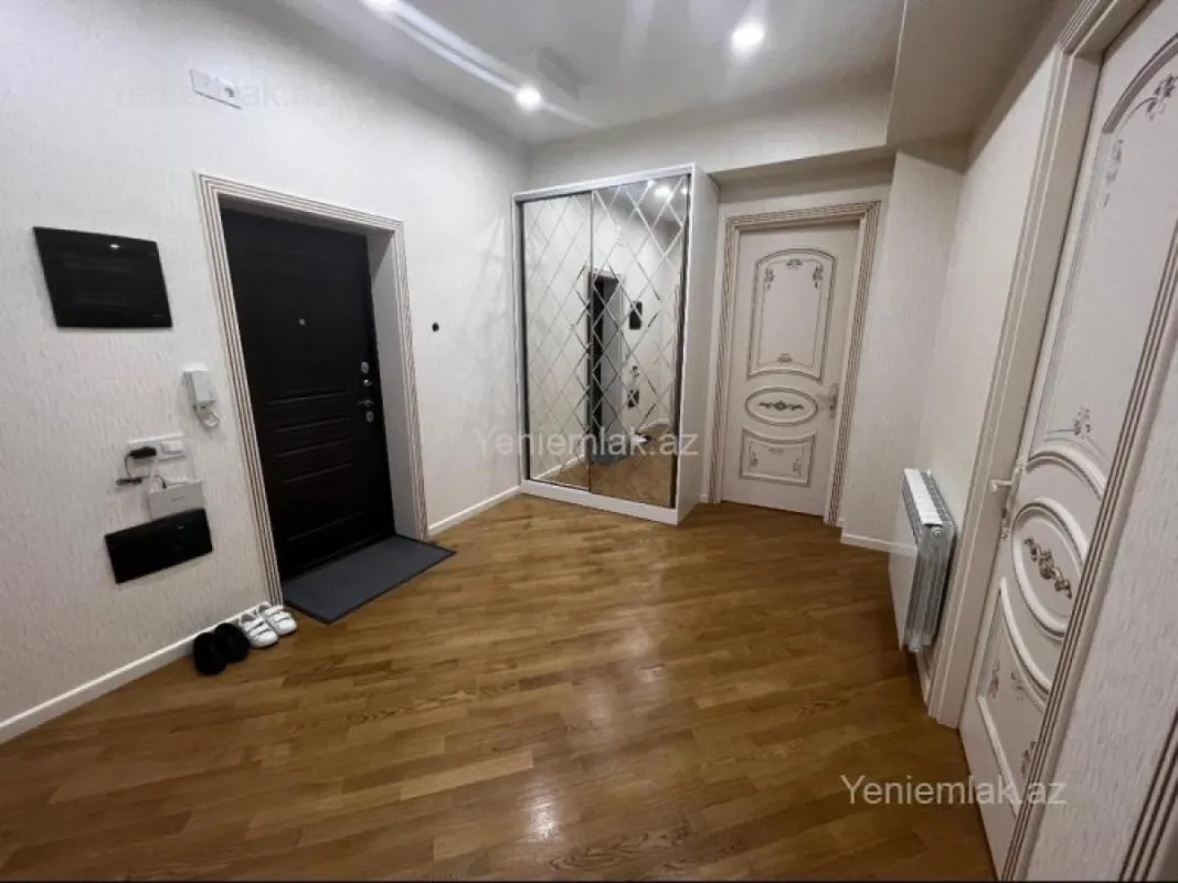 Satılır 2 otaqlı yeni tikili 94 m²