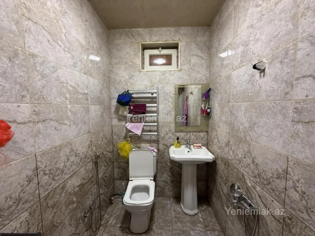 Satılır 3 otaqlı həyət evi 100 m²