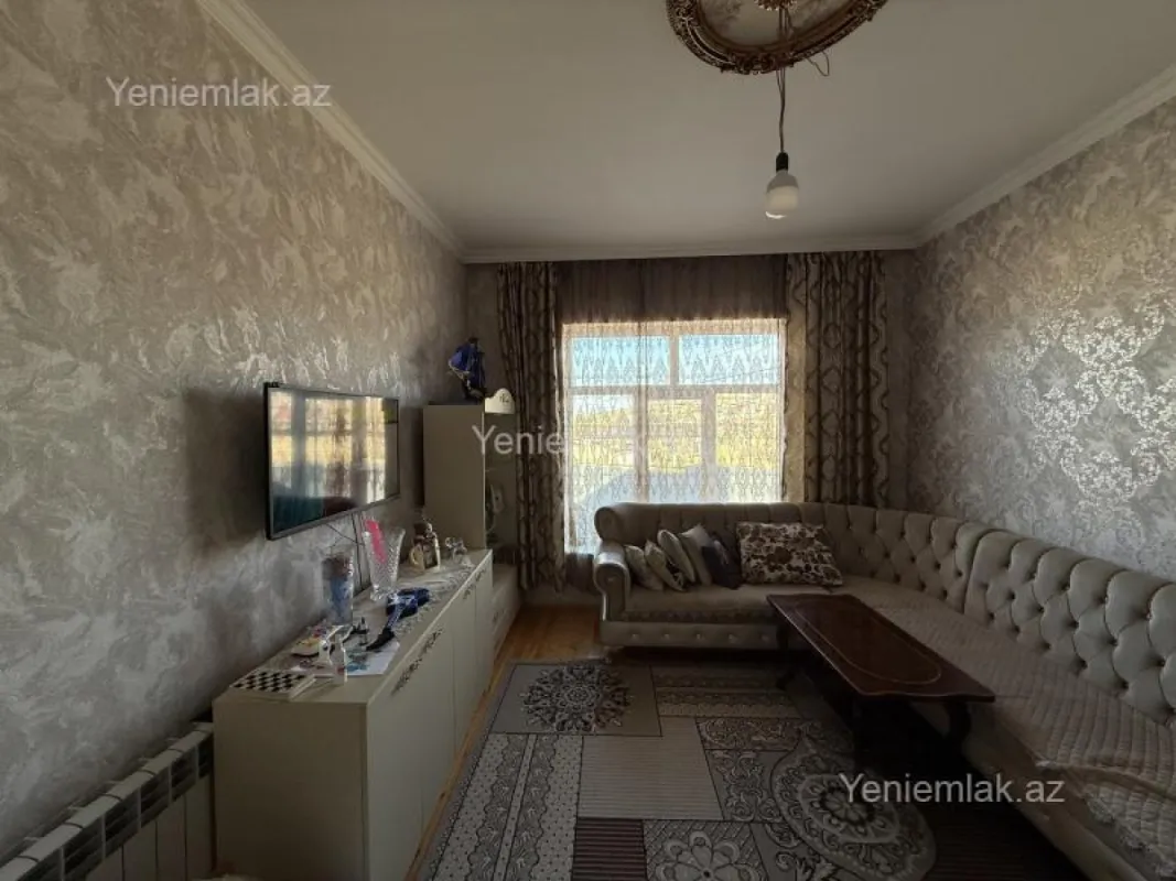 Satılır 3 otaqlı həyət evi 100 m²