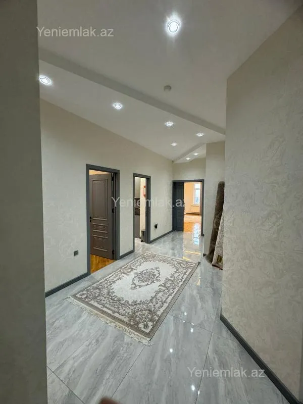 Satılır 3 otaqlı yeni tikili 150 m²