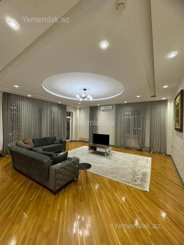 Satılır 3 otaqlı yeni tikili 150 m²