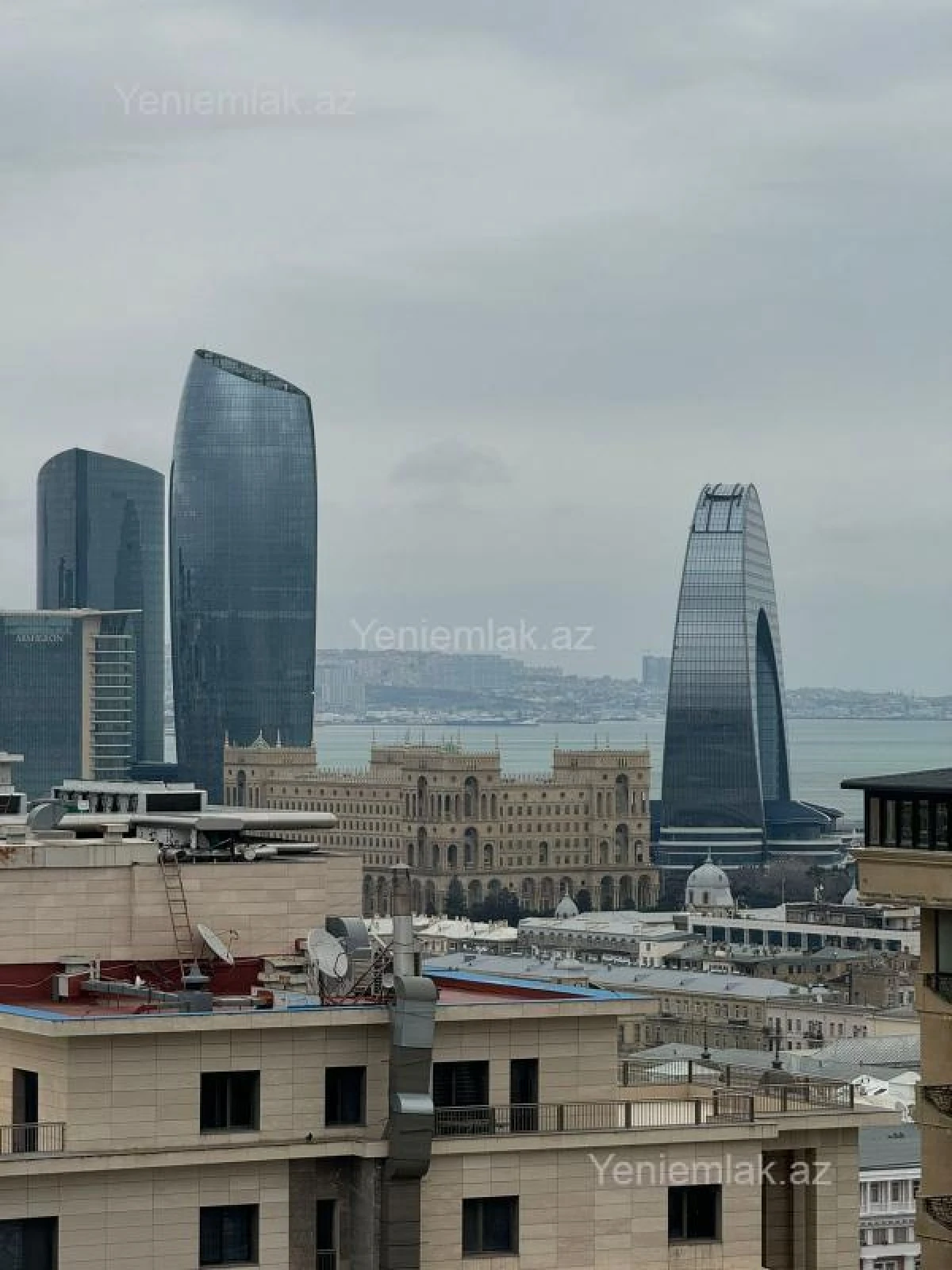 Satılır 3 otaqlı yeni tikili 150 m²