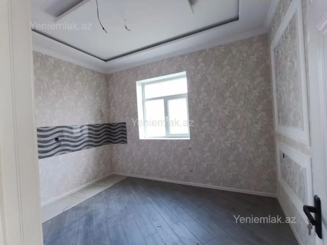 Satılır 6 otaqlı həyət evi 150 m²