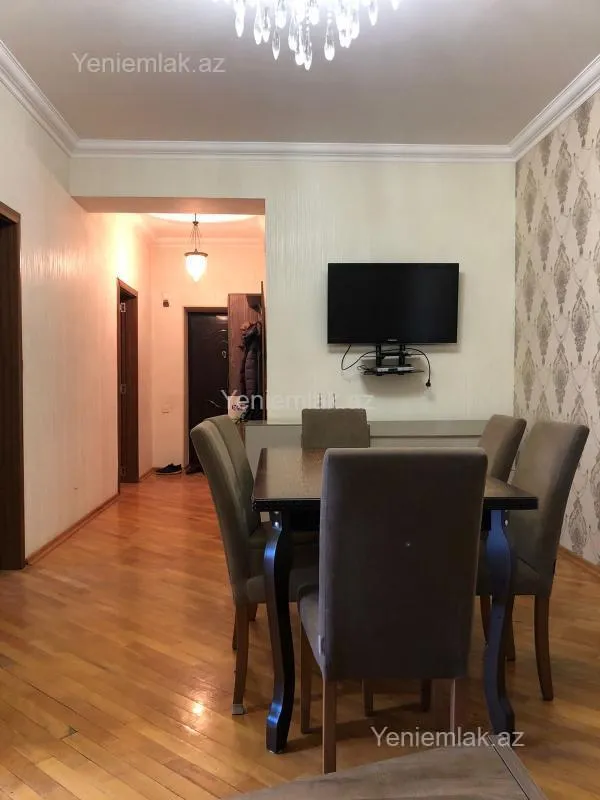 Satılır 3 otaqlı yeni tikili 93 m²