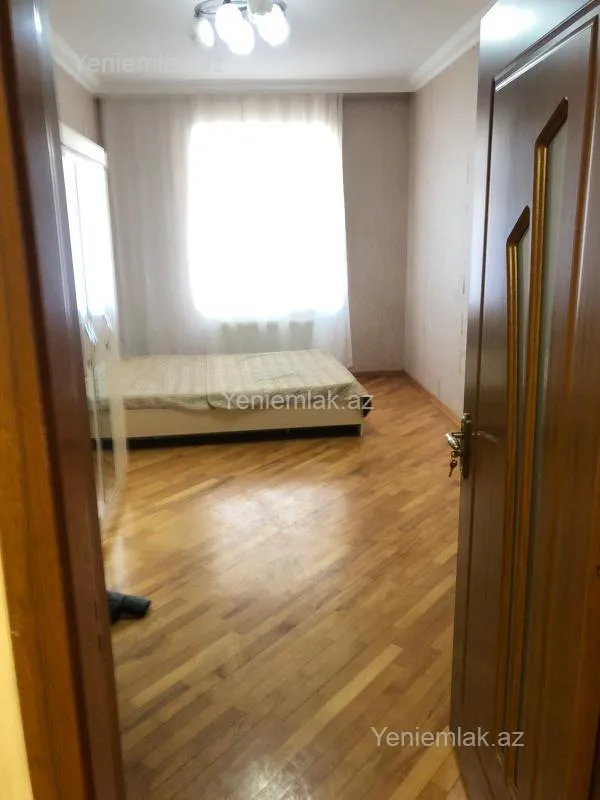 Satılır 3 otaqlı yeni tikili 93 m²