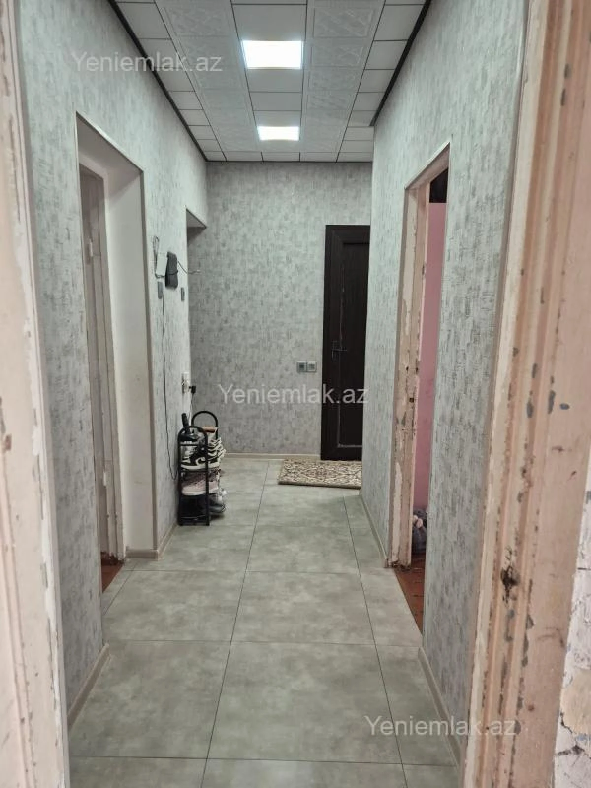 Satılır 4 otaqlı köhnə tikili 90 m²