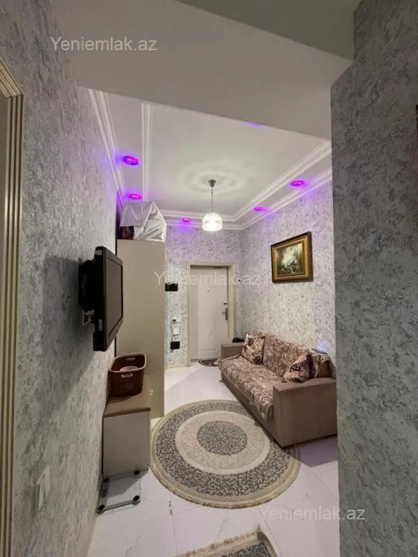 Satılır 3 otaqlı yeni tikili 72 m²