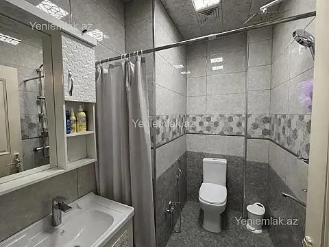 Satılır 3 otaqlı yeni tikili 72 m²