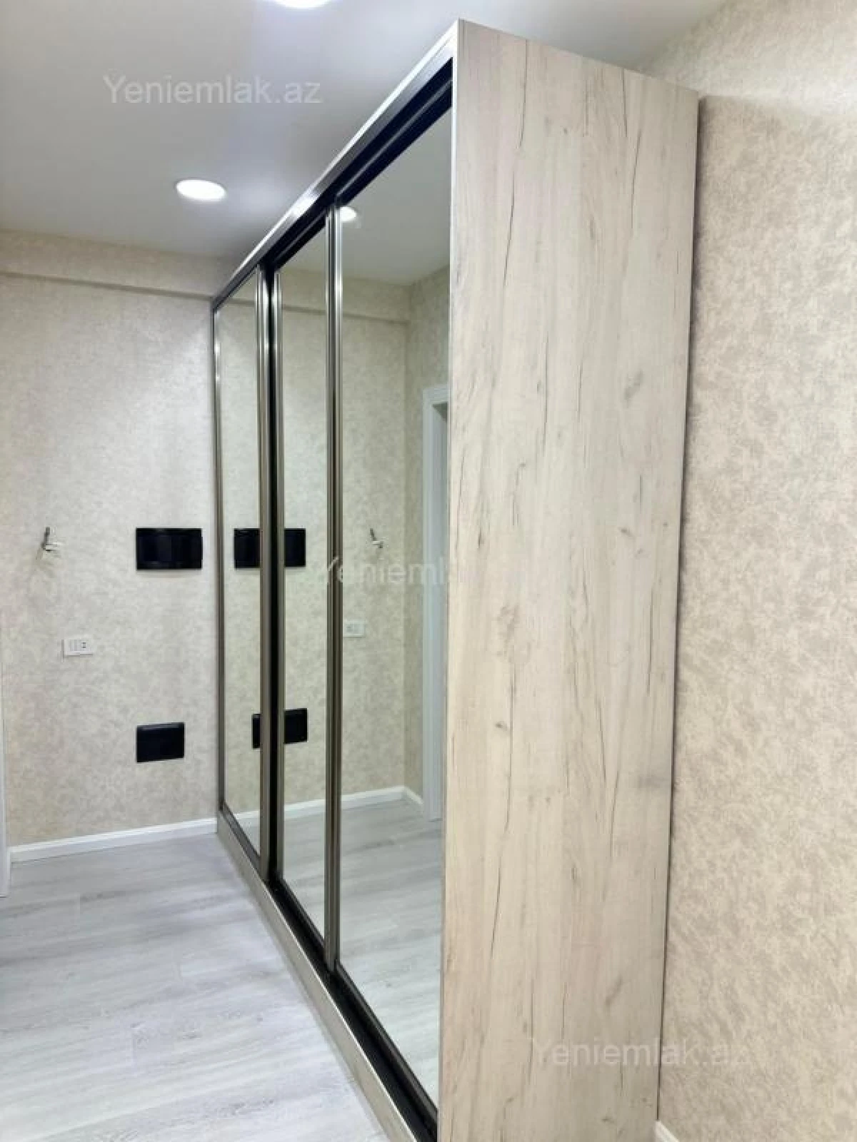 Satılır 2 otaqlı yeni tikili 60 m²