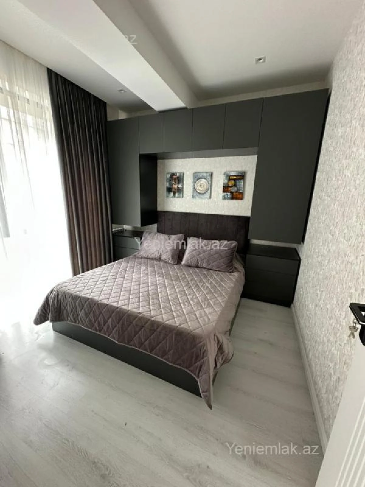 Satılır 2 otaqlı yeni tikili 60 m²