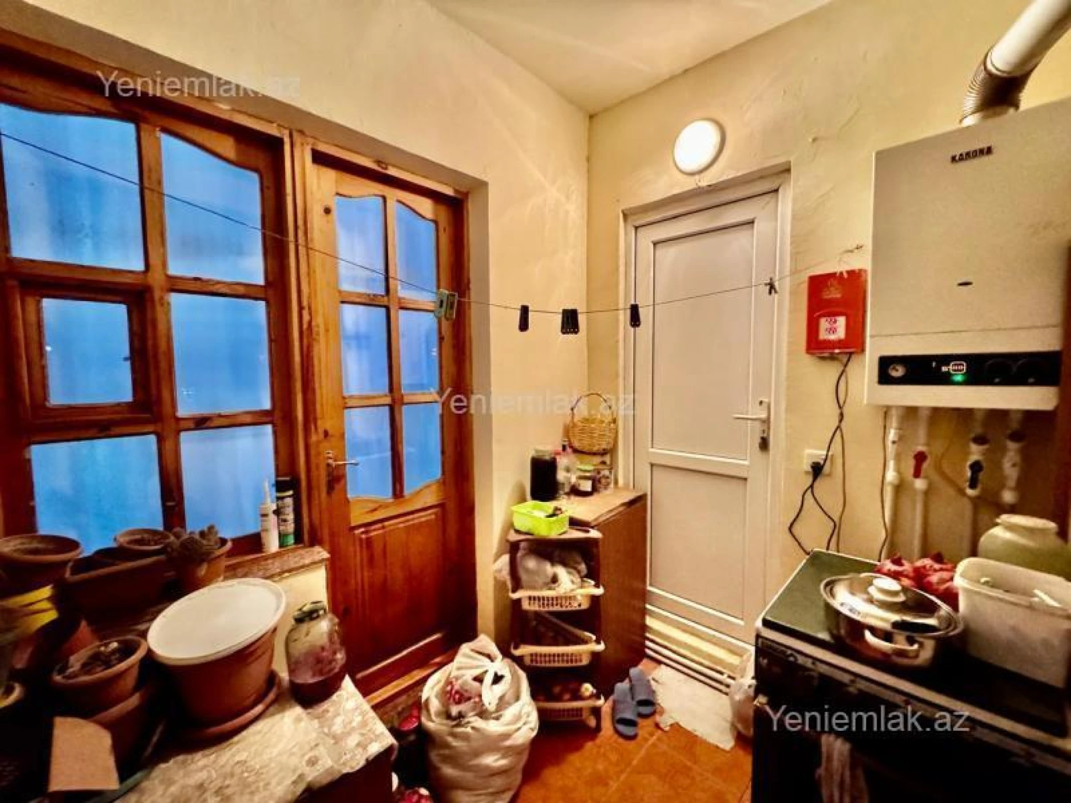 Satılır 2 otaqlı köhnə tikili 50 m²