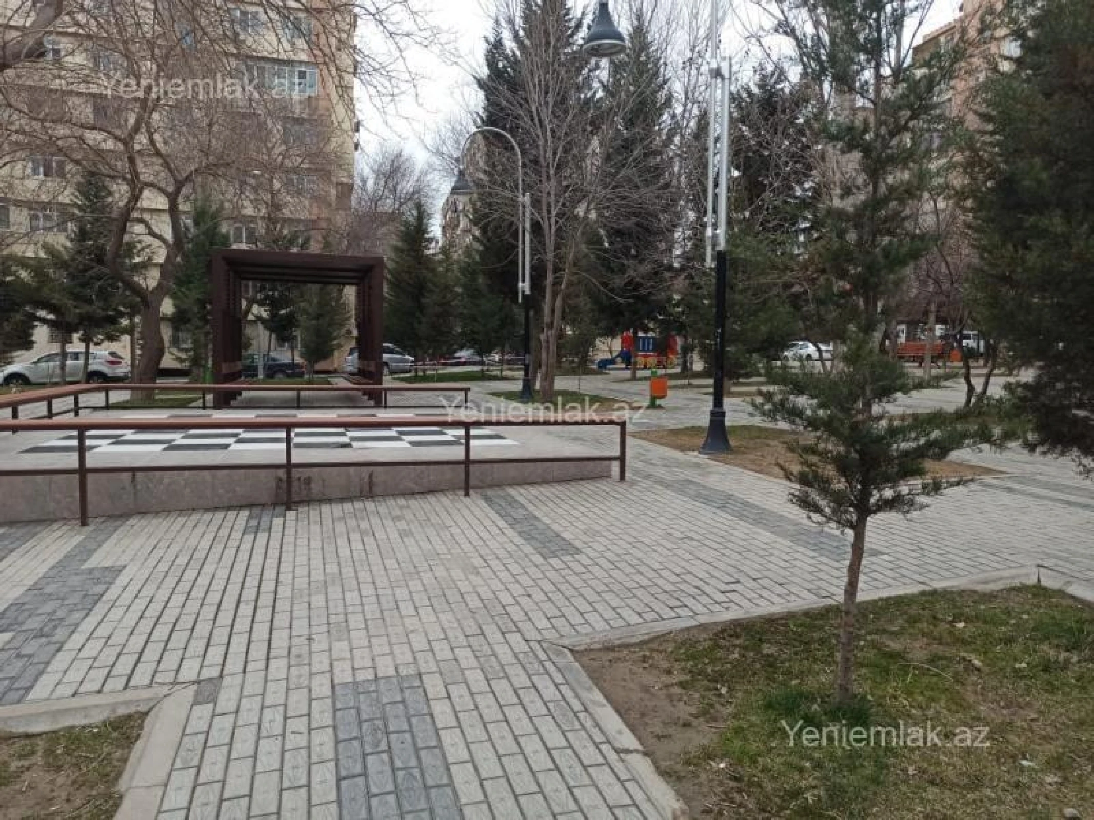 Satılır 2 otaqlı köhnə tikili 50 m²