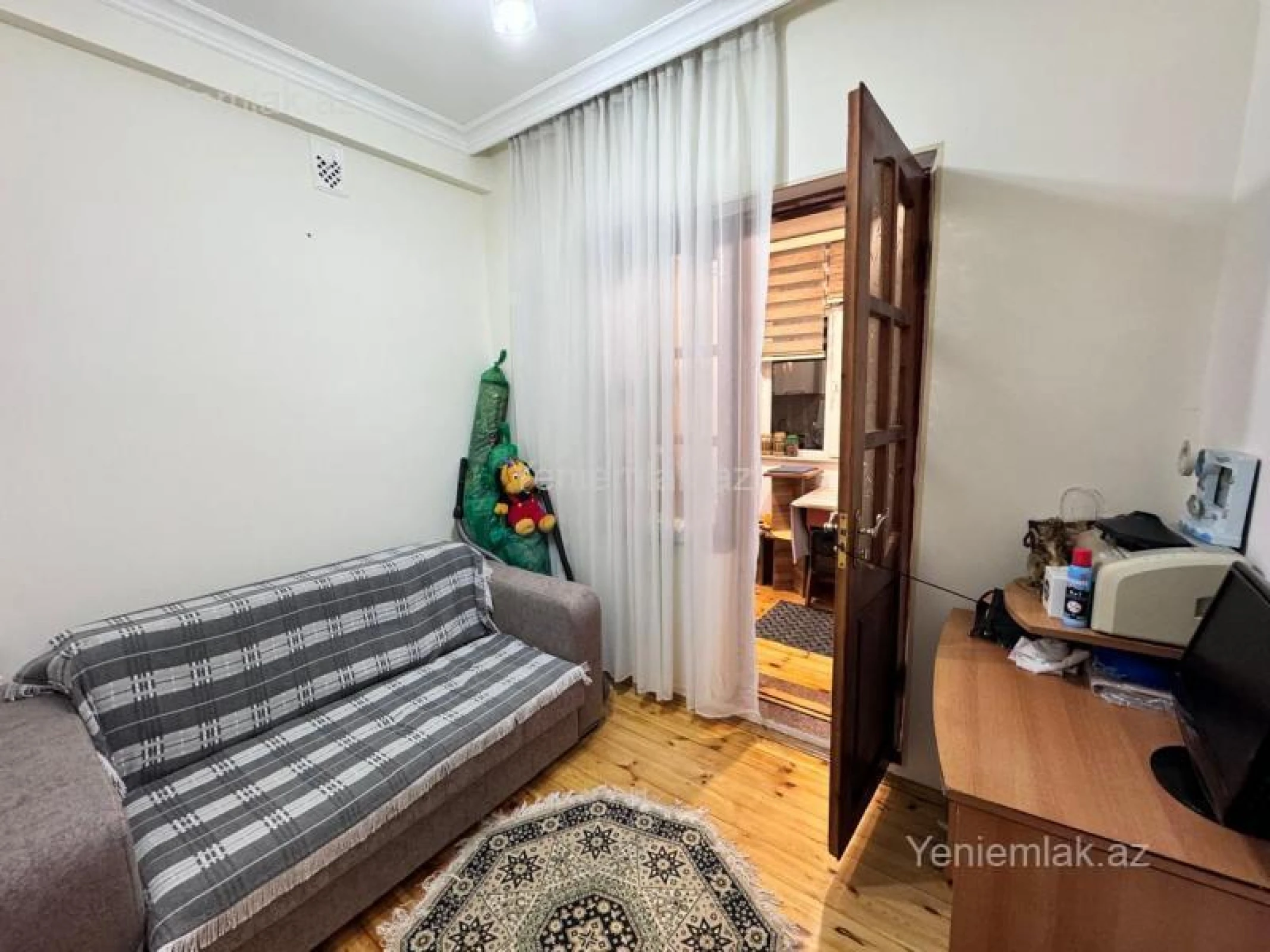 Satılır 2 otaqlı köhnə tikili 50 m²
