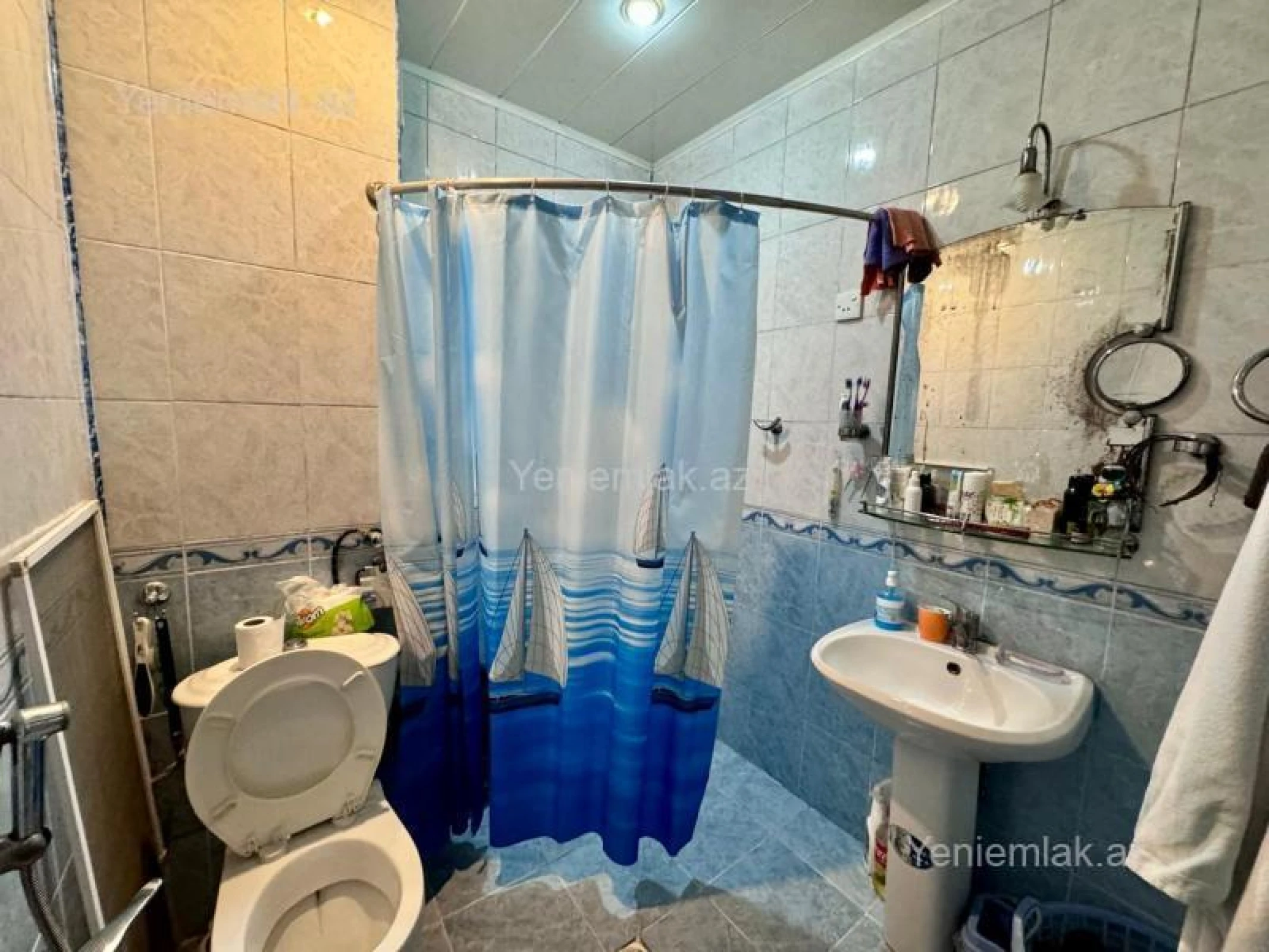 Satılır 2 otaqlı köhnə tikili 50 m²