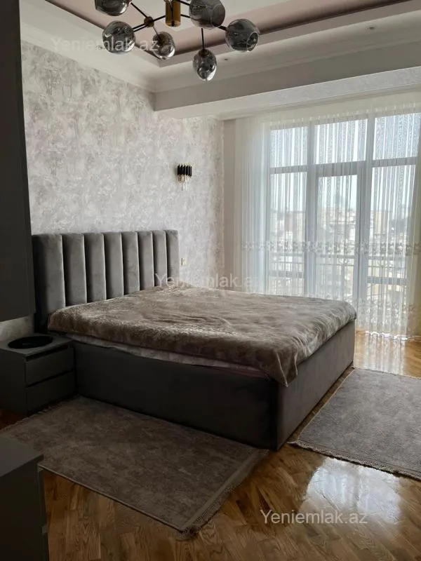 Satılır 4 otaqlı yeni tikili 189 m²