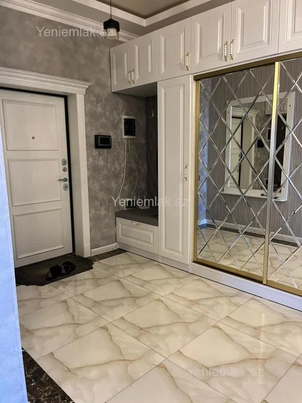 Satılır 4 otaqlı yeni tikili 189 m²
