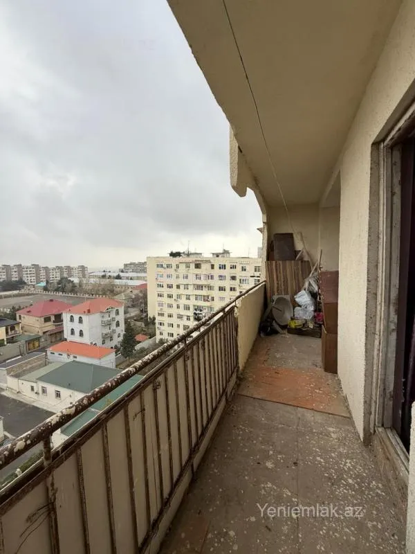 Satılır 3 otaqlı köhnə tikili 80 m²