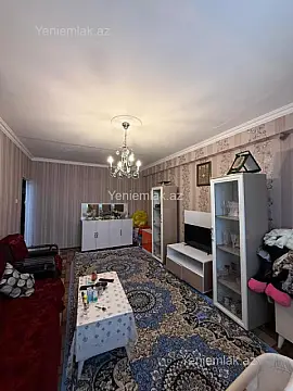 Satılır 3 otaqlı köhnə tikili 80 m²