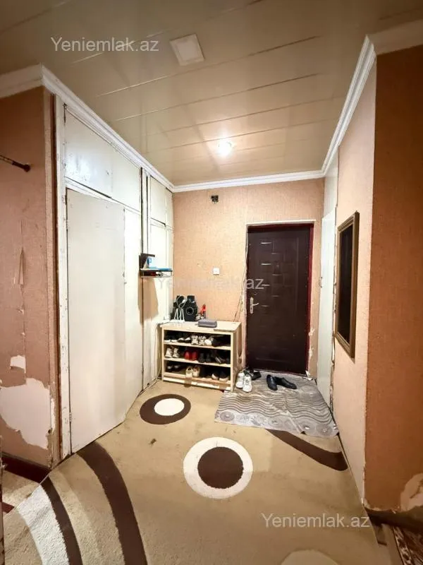 Satılır 3 otaqlı köhnə tikili 80 m²