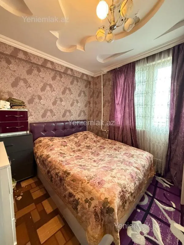 Satılır 3 otaqlı köhnə tikili 80 m²