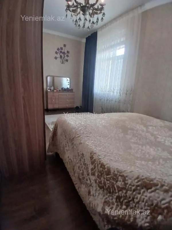 Satılır 3 otaqlı yeni tikili 85 m²