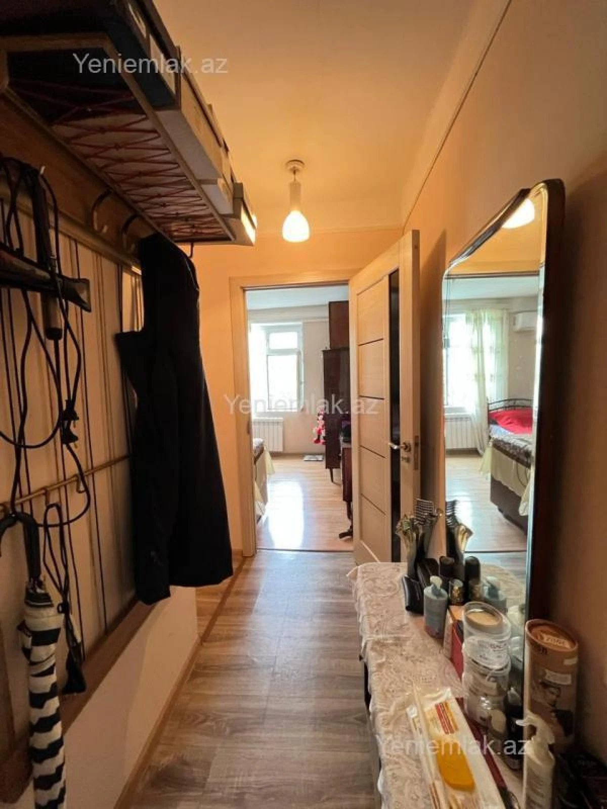 Satılır 1 otaqlı köhnə tikili 40 m²