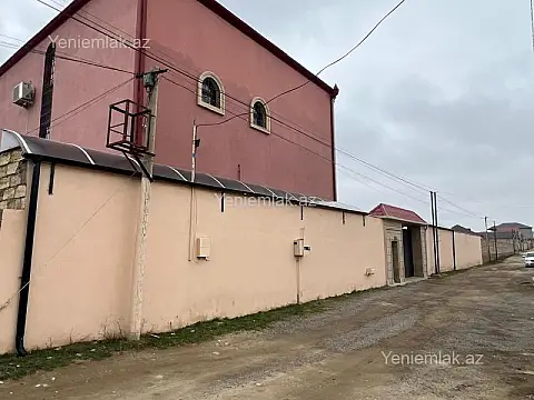 Satılır 6 otaqlı həyət evi 300 m²
