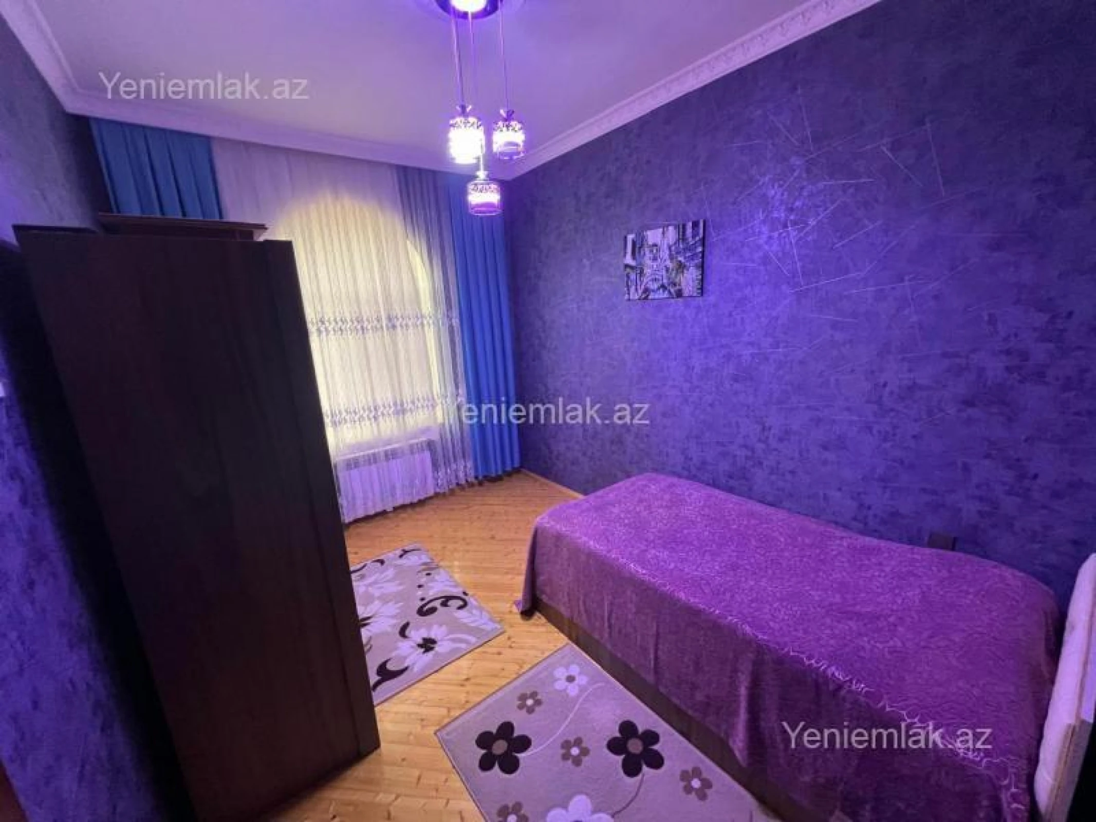 Satılır 6 otaqlı həyət evi 300 m²