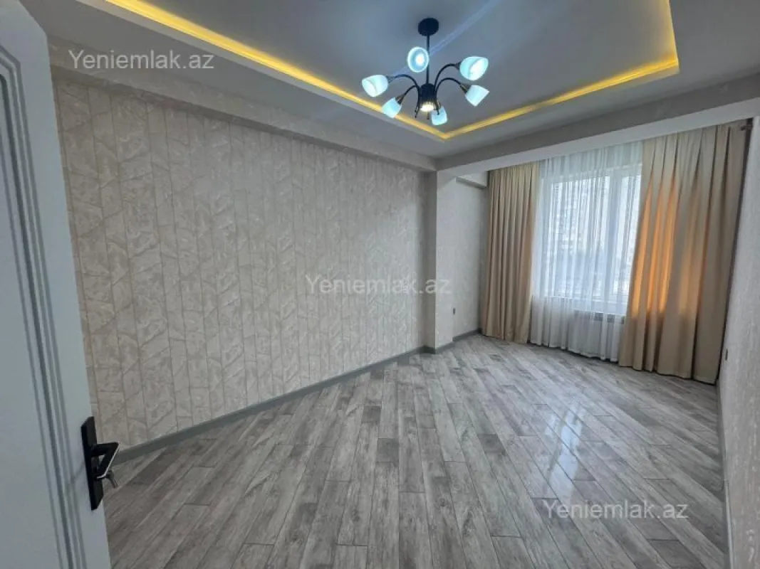 Satılır 3 otaqlı yeni tikili 75 m²