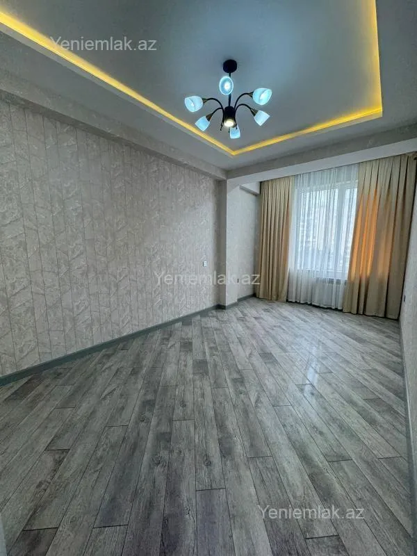 Satılır 3 otaqlı yeni tikili 75 m²