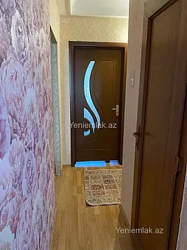 Satılır 3 otaqlı köhnə tikili 70 m²