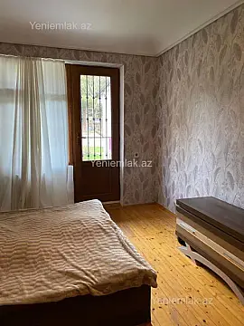 Satılır 3 otaqlı köhnə tikili 70 m²