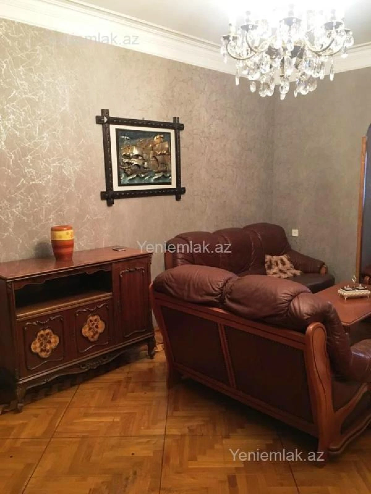 Satılır 3 otaqlı köhnə tikili 120 m²