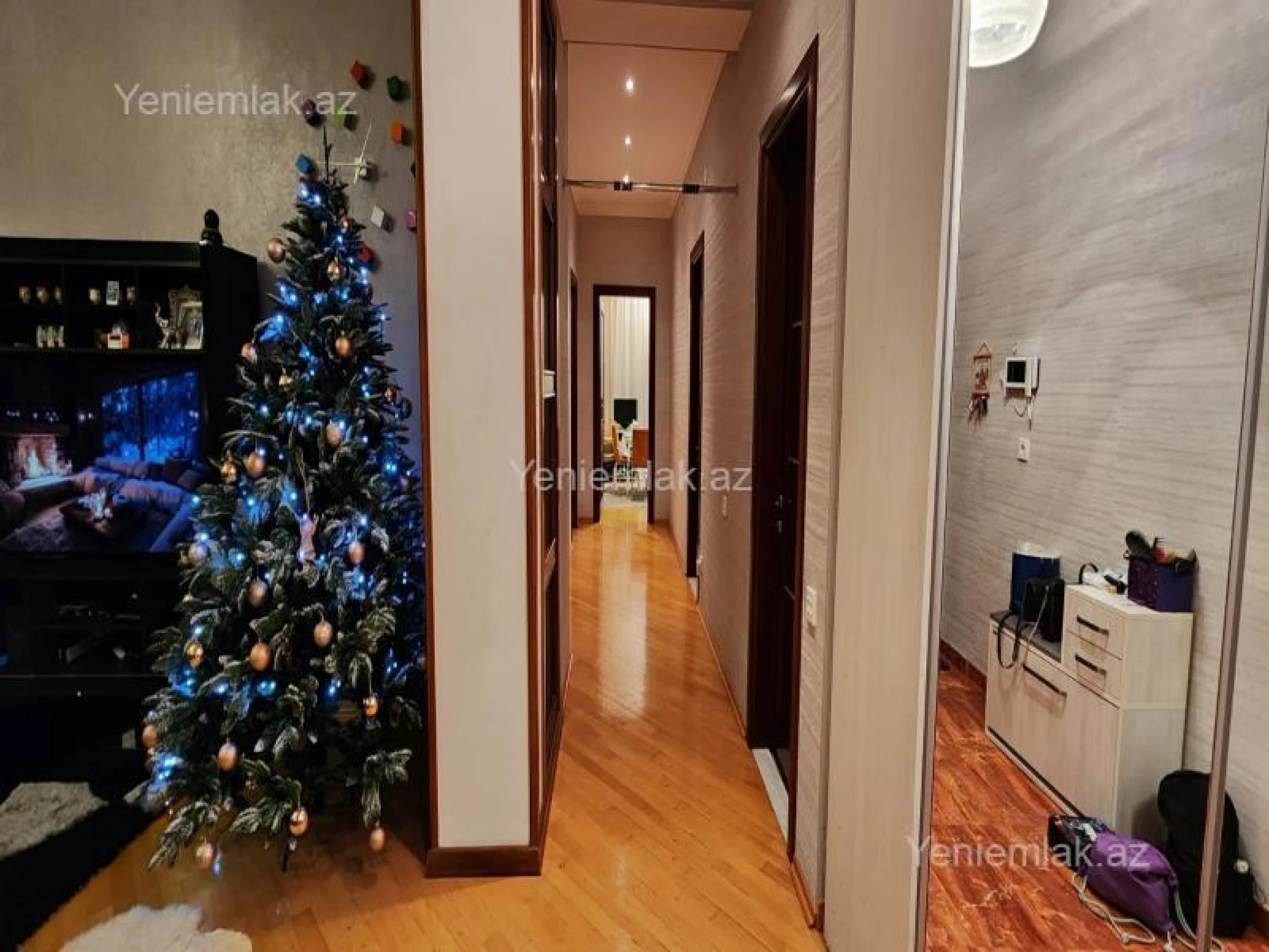 Satılır 3 otaqlı yeni tikili 150 m²