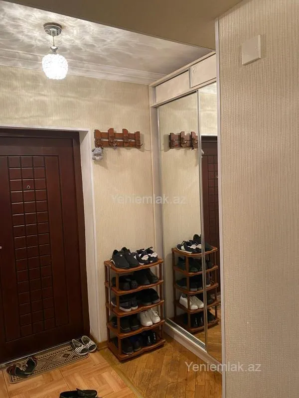 Satılır 2 otaqlı yeni tikili 74 m²