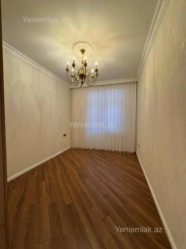 Satılır 3 otaqlı yeni tikili 105 m²