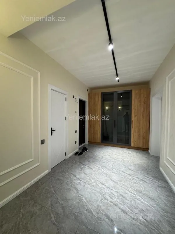 Satılır 3 otaqlı yeni tikili 105 m²