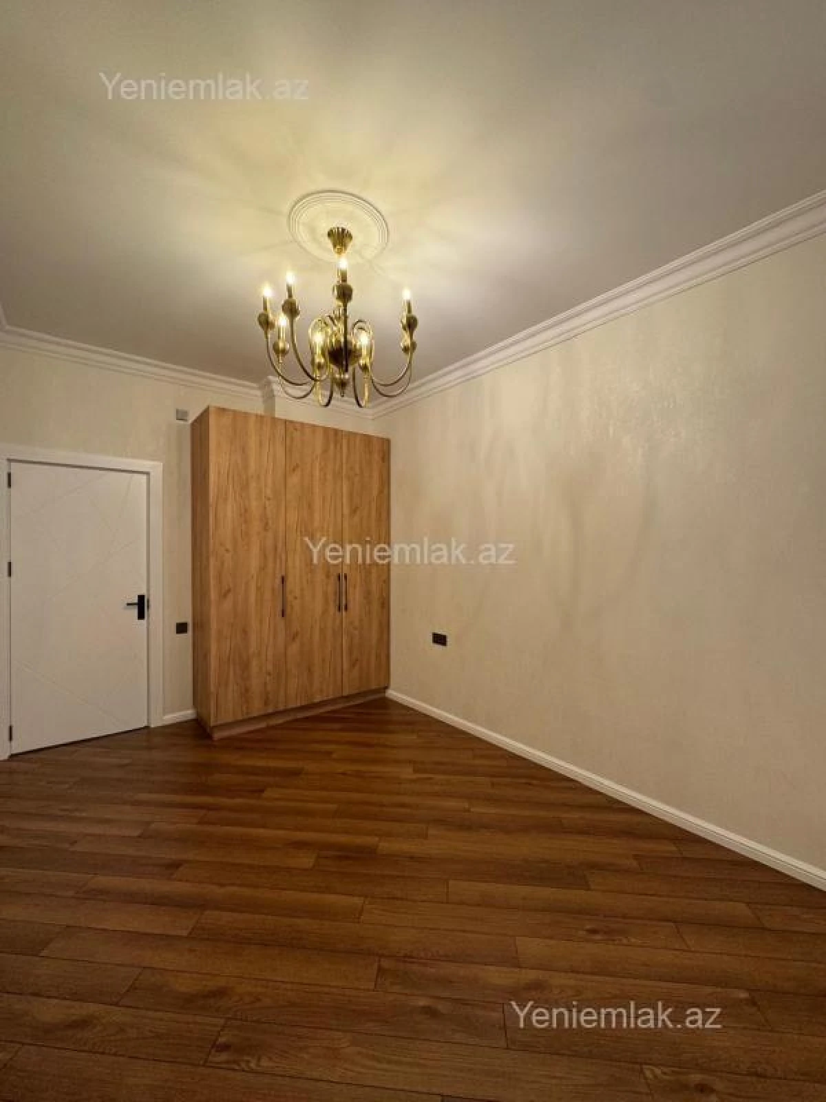 Satılır 3 otaqlı yeni tikili 105 m²