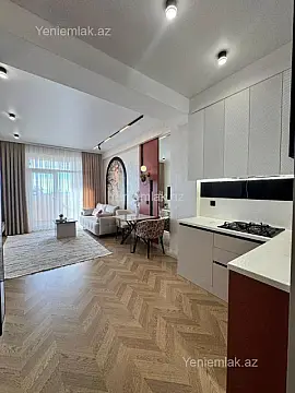 Satılır 3 otaqlı yeni tikili 70 m²
