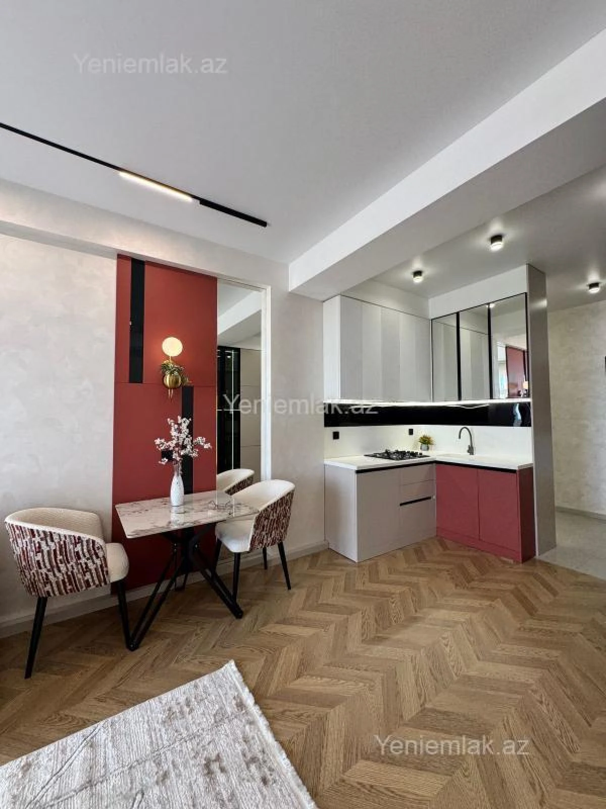 Satılır 3 otaqlı yeni tikili 70 m²