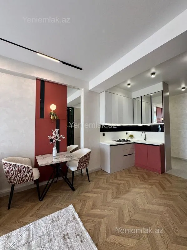 Satılır 3 otaqlı yeni tikili 70 m²