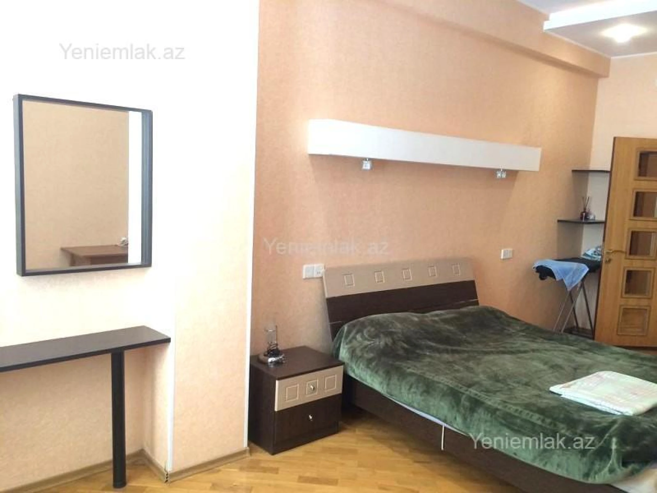 Satılır 3 otaqlı yeni tikili 105 m²